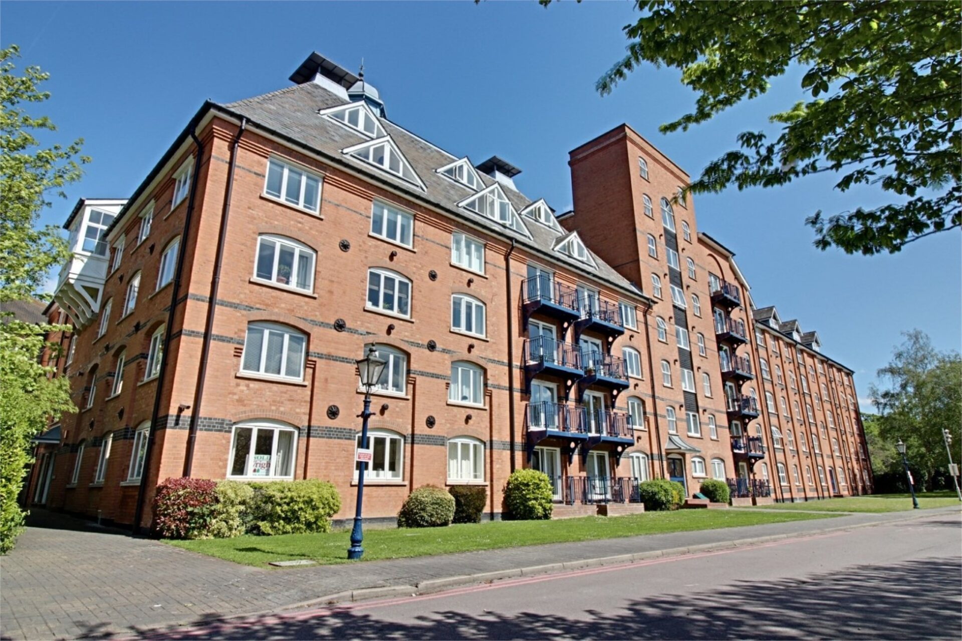 Sheering Lower Road, Sawbridgeworth Wright & Co