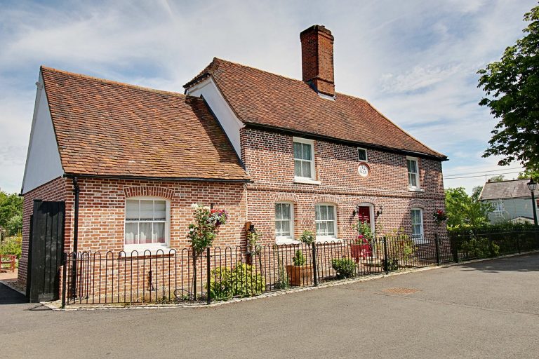 Crumps Farm West Road, Sawbridgeworth, Hertfordshire, CM21 0LJ Image