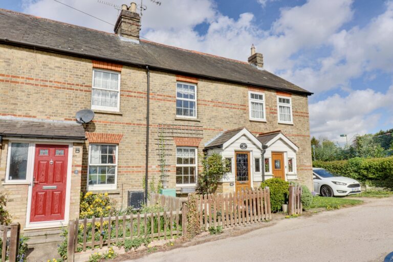 41 Springhall Road, Sawbridgeworth, Hertfordshire, CM21 9ET Image
