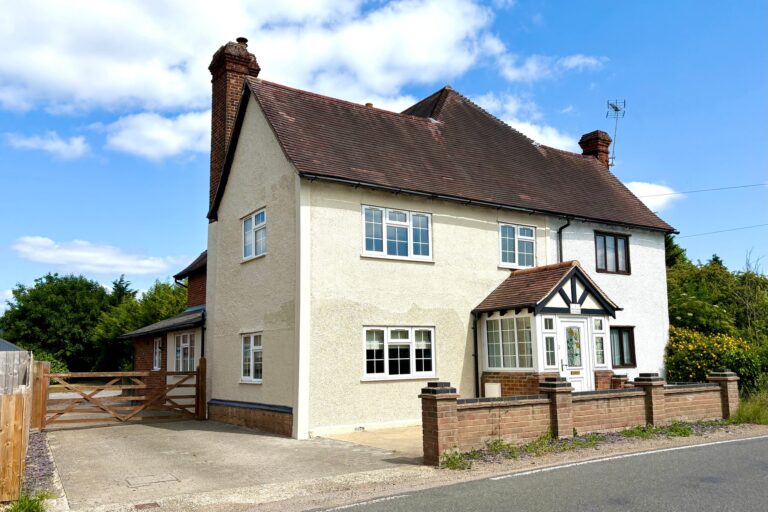 1 Old Farm Cottage Foster Street, Harlow, Essex, CM17 9HS Image