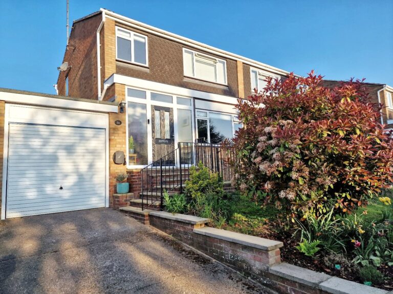 51 Burnside, Sawbridgeworth, Hertfordshire, CM21 0EP Image