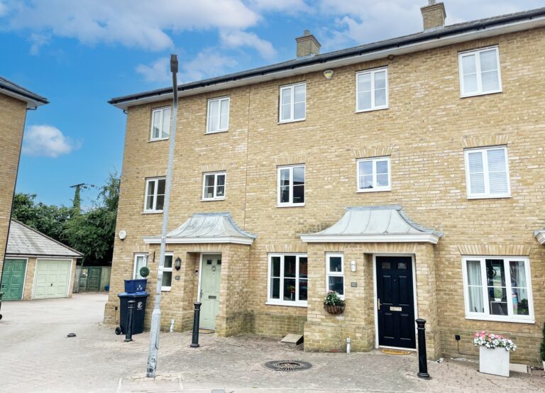 25 Sun Street, Sawbridgeworth, Essex, CM21 9PU Image