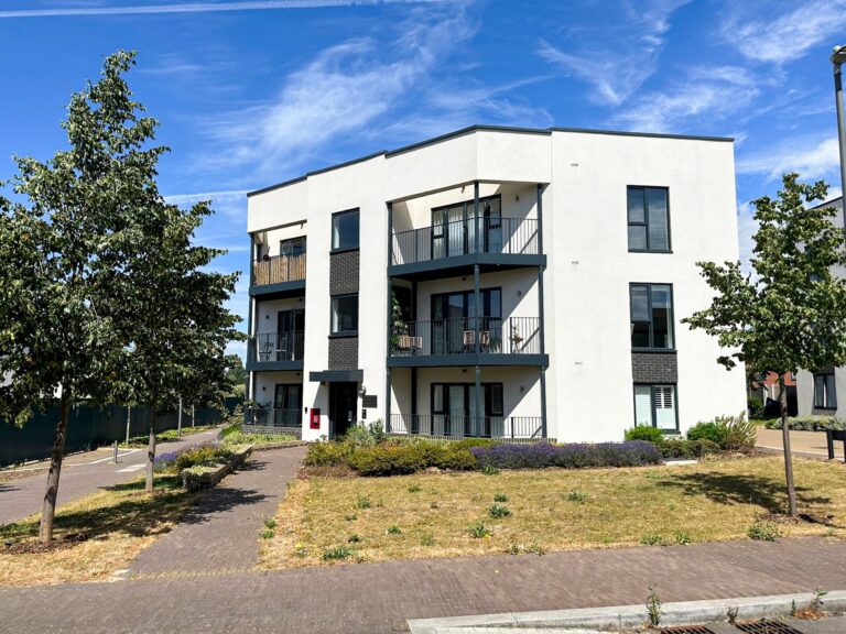 East House 86 Barnfield Way, Harlow, Essex, CM17 9UY Image