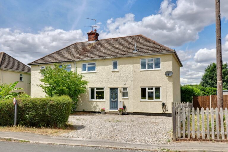 1 Cannons Lane, Hatfield Broad Oak, Bishop's Stortford, Essex, CM22 7HX Image