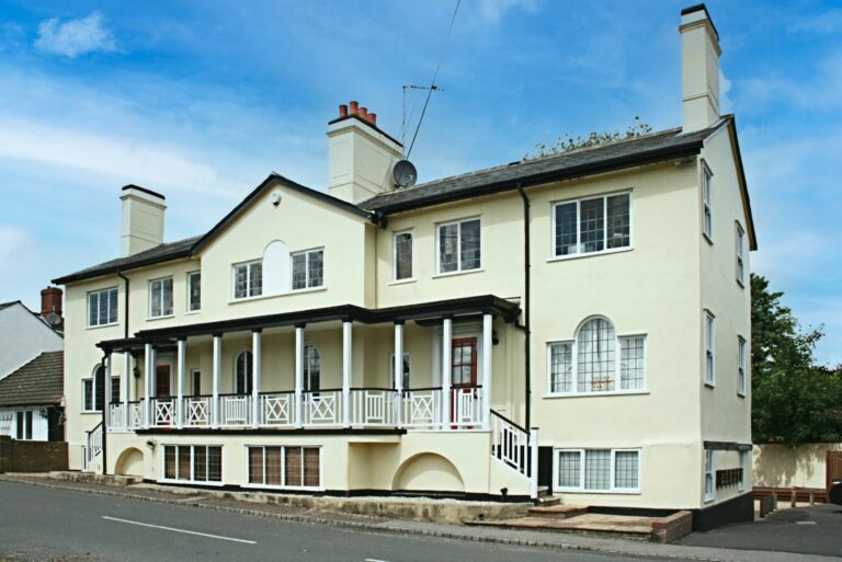 6b The Downs, Dunmow, Essex, CM6 1DS Image