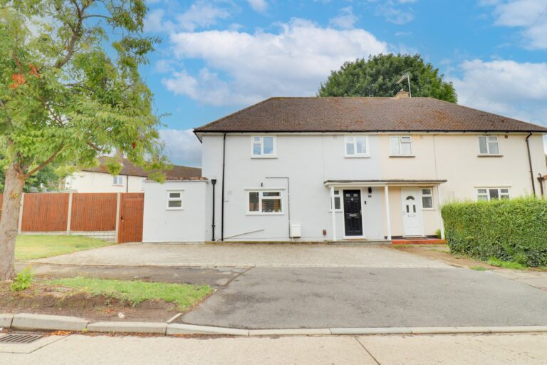 1 St Edmunds Way, Harlow, Essex, CM17 0BN Image