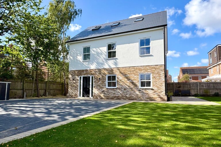 1a Hamilton Road, Little Canfield, Dunmow, Essex, CM6 1SY Image