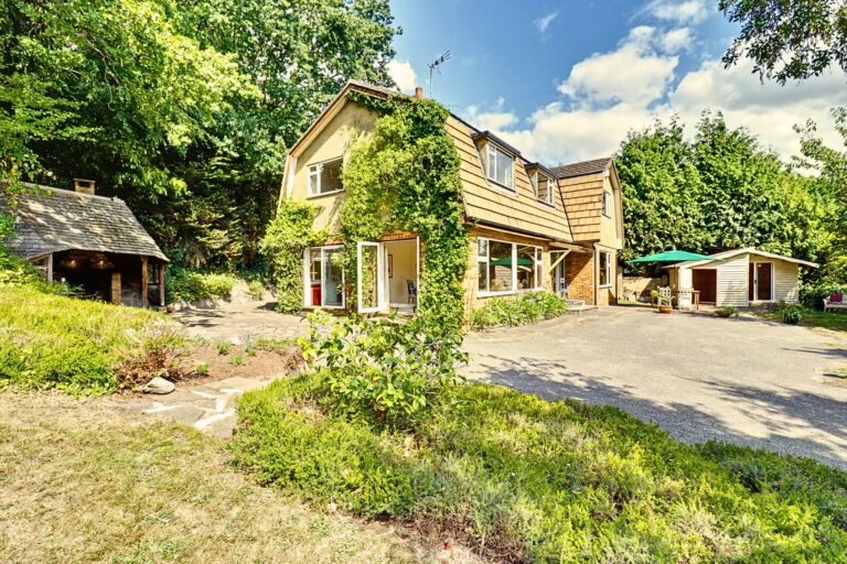Little Burfords 36b Hadham Road, Bishop's Stortford, Hertfordshire, CM23 2QS Image