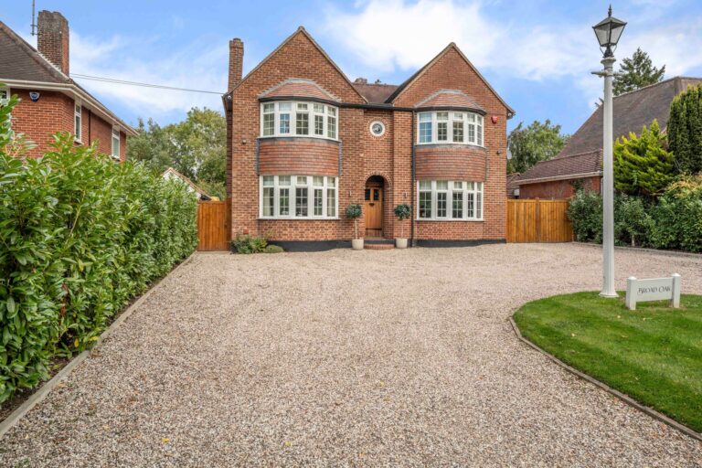 Broad Oak High Wych Road, High Wych, Sawbridgeworth, Hertfordshire, CM21 0HX Image