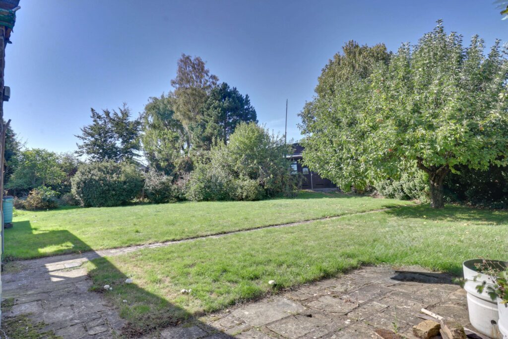 Walnut Tree Crescent, Sawbridgeworth