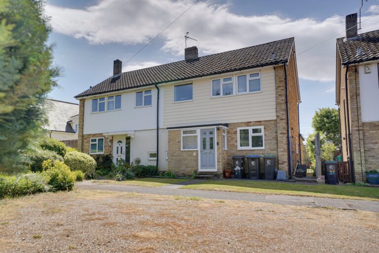 Meadow Way, Sawbridgeworth