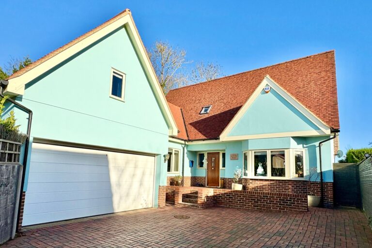 Fieldview House Sheering Lower Road, Sawbridgeworth, Herts, CM21 9LG Image