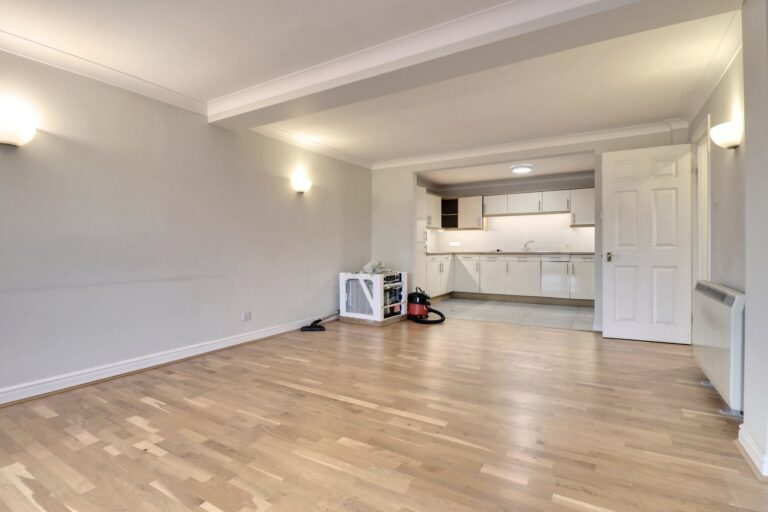 Broken Property Chain? The Positives that Short-Term Renting Has to Offer