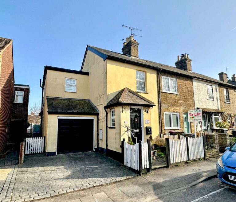 66 Cambridge Road, Sawbridgeworth, Hertfordshire, CM21 9BU Image