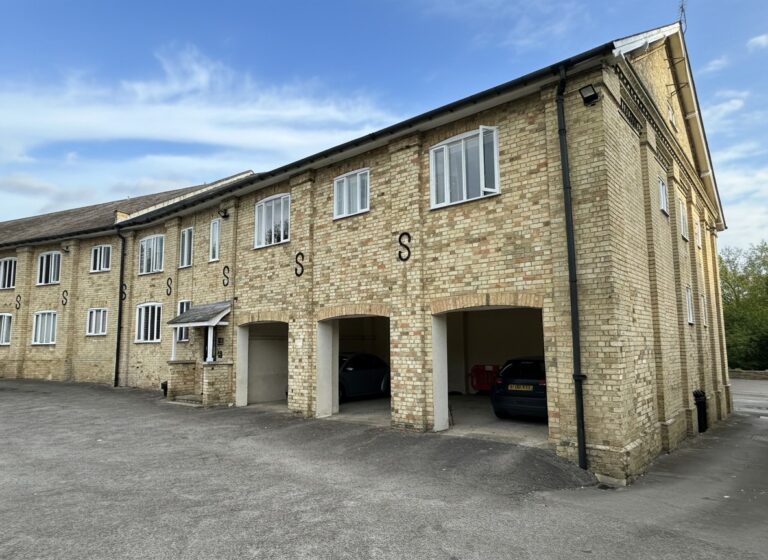 River Court Flat 1 Station Road, Sawbridgeworth, Hertfordshire, CM21 9PX Image