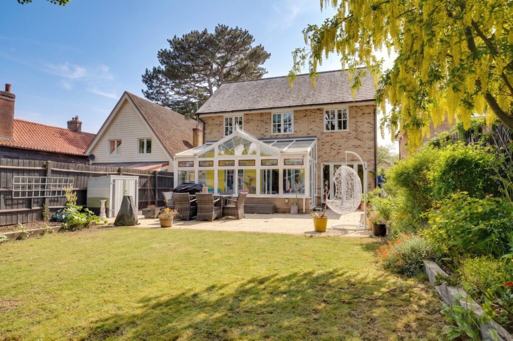 Applegate, Sawbridgeworth