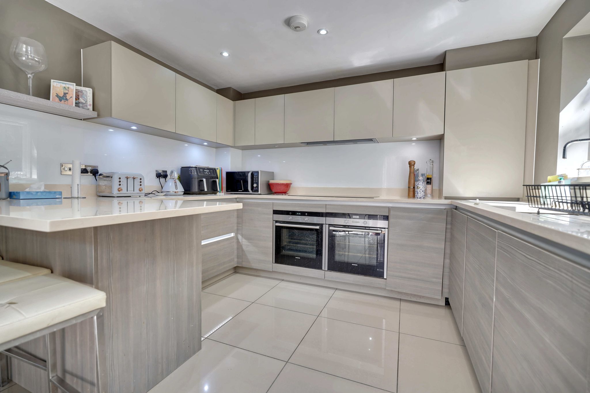 30755122_58662019.jpg