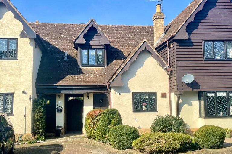 5 Beehive Court, Hatfield Heath, Bishop's Stortford, Essex, CM22 7EU Image